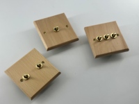 Nueva llegada Panel de madera 4/5/6/7/8 Interruptor de banda Directamente de fábrica Proveedor eléctrico Dispositivo doméstico Interruptor de luz de pared