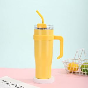 แก้วน้ำเก็บความเย็นขนาด 40 ออนซ์ รุ่น Ice Bully Handle สำหรับเดินทางในรถยนต์ ฝาปิดพร้อมหลอดดูด ฐานกันลื่น รับผลิตแบบ OEM ODM สีตามสั่ง - Product Image 6