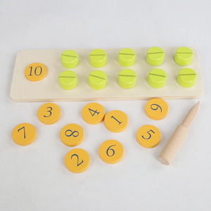 Calculatrice éducative <span class=keywords><strong>en</strong></span> bois UBM Nut-002 avec vis vertes et capuchons numériques dorés 1-10, tournevis inclus, jouet pour enfants de 3 à 6 ans - Product Image 3