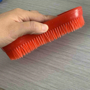 Cepillo Mágico Duradero al por Mayor para el Cuidado y el Aseo de Caballos - Product Image 3