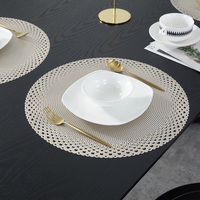 Sets de table ronds en PVC avec découpe en dentelle TUOTU, diamètre 380 mm, écologiques, faciles à nettoyer, pour la décoration de restaurants et de mariages