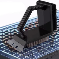 Brosse de nettoyage de barbecue d'extérieur 3-en-1 en acier inoxydable sans poils, avec grattoir et nettoyeur