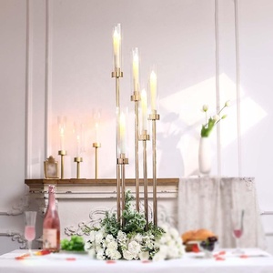 Candelabro a più bracci in metallo dorato con paralume in acrilico trasparente, portacandele per matrimoni, banchetti, cene romantiche, decorazione a più livelli alta - Product Image 3