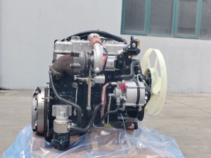 Motor IZUU 4JB1-TC con carcasas <span class=keywords><strong>de</strong></span> <span class=keywords><strong>inyectores</strong></span> y rieles <span class=keywords><strong>de</strong></span> combustible - Product Image 3