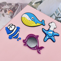 Breloques en caoutchouc PVC personnalisées avec logo, petites quantités minimales de commande, lettres Kawaii, fleurs, décorations pour sacs fourre-tout, sacs de plage et sabots