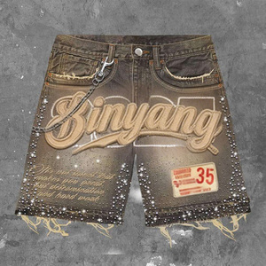 Completo da Uomo Personalizzato di Alta Qualità: <span class=keywords><strong>Camicia</strong></span> a Quadri con Logo, Pantaloncini in <span class=keywords><strong>Jeans</strong></span>, Tuta Corta con Bottoni Decorati in Strass - Product Image 6