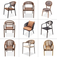 Chaise de salle à manger d'extérieur moderne avec alliage d'aluminium et dossier de loisirs en rotin simple pour cour, balcon, terrasse ou salon