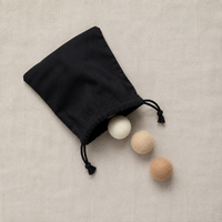Boules de feutre en peluche bio LucyBalu Peach Fuzzy |   Balles pour chat en laine de mouton 100% |   3+ balles de jeu en feutre fait main avec pochette en coton |   Fabriqué