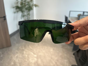 カスタマイズロゴレーザー保護メガネファッション安全労働保護メガネプラスチック男女兼用メガネ - Product Image 2