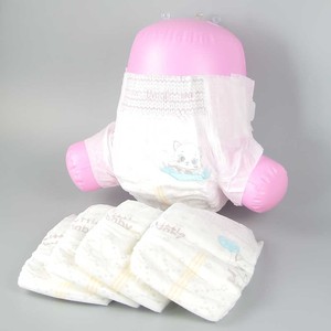 Pannolini per neonati di alta qualità, morbidi, in tessuto non tessuto traspirante, con canale 3D anti-perdita per un comfort ottimale del bambino - Product Image 6
