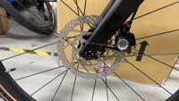 Vélo tout-terrain en fibre de carbone GRAVEL-V3 RS 24 vitesses avec frein à disque et câblage interne complet 700*40C 9,9KG