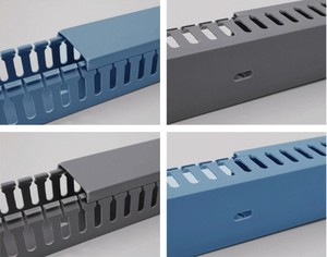 Gaine de câblage en <span class=keywords><strong>PVC</strong></span> <span class=keywords><strong>rigide</strong></span> avec couvercle à fentes ouvertes à charnières pour une gestion organisée des câbles - Product Image 4