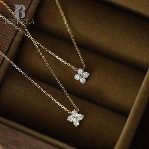 Collar de Lujo Coreano de Plata Esterlina 925 al por Mayor con Colgante de Trébol de Cuatro Hojas de Circón Chapado en Oro de 18k para Mujer - Product Image 2