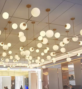 Lámpara colgante de bola de cristal de diseñador nórdico para hoteles y centros comerciales Lámpara de araña de proyecto personalizado - Product Image 3