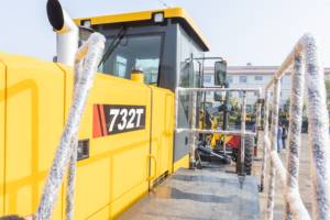 Motoniveladora Robusta de 500HP para Desarrollo de Minas, Excelente Tracción y Control de Hoja - Product Image 5