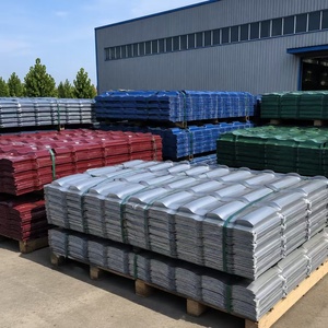 Tôle de toiture en <span class=keywords><strong>acier</strong></span> coloré à bord plié, tôle de couverture métallique courbée <span class=keywords><strong>pour</strong></span> un revêtement de toiture durable et résistant aux intempéries - Product Image 2