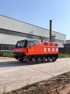 Nouveau camion forestier à chenilles diesel et véhicule de sauvetage d'urgence avec réservoir d'eau, mousse et transmission automatique - Product Image 4