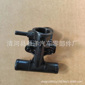 Conector de Manguera de Refrigerante Nissan 21418-1HK3A de Plástico para Reparación de Tuberías de Agua - Product Image 1