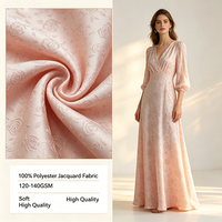 Tissu Jacquard Pas Cher d'Usine 100% Polyester Poids Moyen Confortable Facile d'Entretien Motif Personnalisé pour Robe et Vêtement de Mode