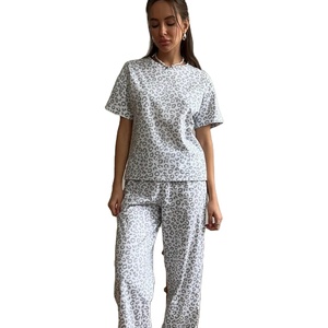 <span class=keywords><strong>Pigiama</strong></span> Estivo da Donna in Poliestere Traspirante 2026 Nuovo Bestseller per Esportazione Transfrontaliera Set Casual Semplice con Stampa Leopardata per Ragazze ODM XL - Product Image 1