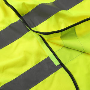 Gilet de sécurité réfléchissant fluorescent <span class=keywords><strong>pour</strong></span> travailleurs de nuit, avec poches, respirant, jaune-vert, à bas prix, sans manches - Product Image 4