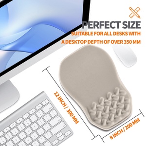 Alfombrilla de ratón ergonómica de espuma viscoelástica para juegos, Base de PU antideslizante, cómoda alfombrilla de escritorio para oficina en casa, reposamuñecas, alfombrilla para teclado, PC de dibujos animados - Product Image 4