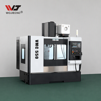 Fraiseuse verticale CNC de haute précision WOJIE VMC550 (3 axes/BT40/12 outils) pour le traitement automatique de l'acier |   GSK/Fanuc/