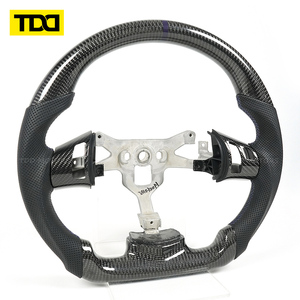 Volante de Fibra de Carbono Real de Fábrica TDD Compatible con Chevrolet Corvette C6, Opción Personalizada - Product Image 2