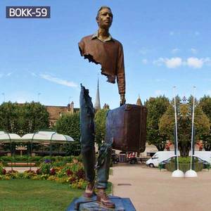 Le Pezzi Manichesse: Famosa Scultura in Bronzo a Grandezza Naturale '<span class=keywords><strong>Bruno</strong></span> Viaggiatore' in Vendita - Product Image 5