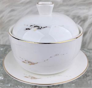 Juego de vajilla de porcelana china con decoración de mármol dorado y borde dorado a mano, vajilla de lujo para hotel, banquete de boda, restaurante, 45% de contenido de hueso de alta calidad - Product Image 1