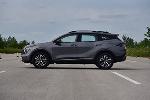 베스트 셀러 버전 중국 제조 0km 중고 자동차 기아 하이브리드 전기 자동차 저렴한 4x4 한국 브랜드 SUV 기아 스포티지 2023 - Product Image 4