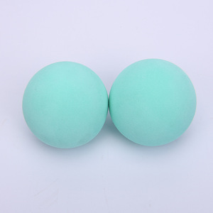 Billes EPE et mousse imprimées sur mesure avec logo étanches pour événements promotionnels et jeux de sport - Product Image 5