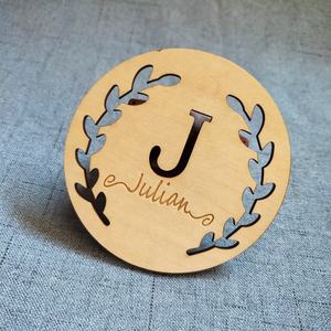 Aimant de réfrigérateur en <span class=keywords><strong>bois</strong></span> gravé sur mesure ouvre-bouteille cadeau de mariage personnalisé pour les invités pour les rassemblements de cuisine et les fêtes - Product Image 1