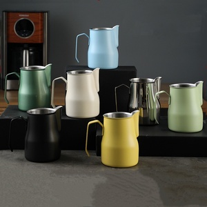 เหยือกนมสแตนเลส Kingze Barista Tools ขนาด 350 มล./450 มล. สีสันสดใส สำหรับทำลาเต้อาร์ต ชงกาแฟและชา - Product Image 2