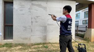 Impermeabilización moderna de poliurea para exteriores de dos componentes para azulejos de paredes exteriores y uso en almacén: alta resistencia y respetuosa con el medio ambiente - Product Image 4