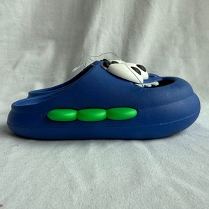 Pantofole per bambini con cartoni animati, blu, in PVC, antiscivolo, estive, slip-on, punta tonda, unisex, 13-24 mesi, larghezza media - Product Image 3
