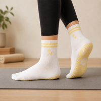 Chaussettes de yoga en coton personnalisées de haute qualité avec logo, respirantes, échantillon gratuit, chaussettes de fitness antidérapantes pour Pilates