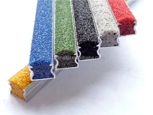 बीहड़ विरोधी स्लिप विरोधी रैंप स्ट्रिप्स यू-आकार गैर-पर्ची एल्यूमीनियम रैंप ट्रेड्स कार्बोरुडम - Product Image 3