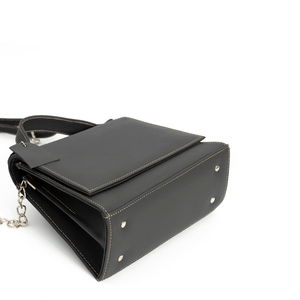 Sac à main en cuir noir avec chaîne, fermeture à bouton, style ethnique de luxe pour femmes, usage quotidien - Product Image 3