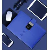 Carnet en cuir avec chargeur sans fil intégré pour voyages d'affaires, personnalisable avec logo