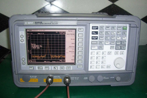 Keysight ใช้เครื่องวิเคราะห์ ESA-E E4404B, 9 kHz ถึง6.7 GHz (Agilent) ราคาต่อรองได้ - Product Image 3