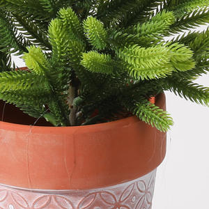 Arbre de Noël artificiel de style moderne de haute qualité fourni par l'usine <span class=keywords><strong>petit</strong></span> arbre de Noël avec <span class=keywords><strong>pot</strong></span> <span class=keywords><strong>en</strong></span> terre cuite - Product Image 2