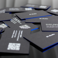 Cartes de visite professionnelles de luxe personnalisées en gros avec estampage à chaud, bordure dorée colorée, impression de code QR, papier noir épais