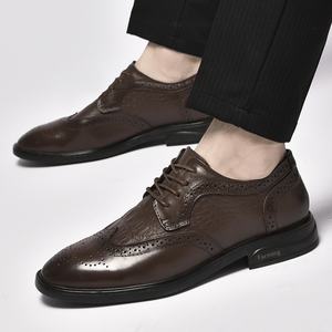 Chaussures en cuir pour hommes, nouvelle collection, en cuir de vachette pleine fleur, style brogue, à lacets, grandes tailles, décontractées, respirantes, antidérapantes, authentiques, pour l'automne - Product Image 3