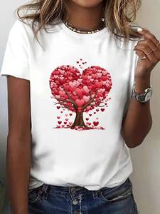T-shirt da donna bianca con stampa Heart Tree Heart Crown, manica corta, girocollo, top casual, per San Valentino, feste, primavera ed estate - Product Image 3