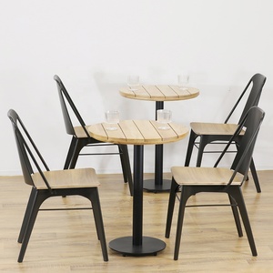 ชุดโต๊ะและเก้าอี้รับประทานอาหารสไตล์รัสติก ทำจากเหล็กคุณภาพสูง แข็งแรง สำหรับร้านอาหารพิซซ่าและเบอร์เกอร์ - Product Image 1