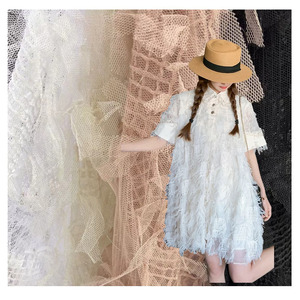 Encaje bordado 3D <span class=keywords><strong>tela</strong></span> <span class=keywords><strong>a</strong></span> <span class=keywords><strong>cuadros</strong></span> rendimiento vestido encaje 100% <span class=keywords><strong>tela</strong></span> de poliéster <span class=keywords><strong>tela</strong></span> de plumas bordadas para vestido - Product Image 1