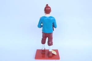 Figura de Tintin de Resina Premium GIA NHIEN, Personaje Clásico de Cómic con Libros, Estatua Coleccionable para Decoración del Hogar - Product Image 3