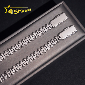 สร้อยข้อมือแบบ Cuban Link รูปหัวใจชุบโครเมียม ประดับเพชรโมอิสซาไนต์ VVS แท้ ผ่านการทดสอบเพชร  ทำจากเงินแท้ 925 สไตล์ฮิปฮอป  สามารถสั่งทำได้ - Product Image 4