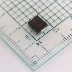 brand-new original ES3JC SMC DO-214AB Diodes Ultra Fast Recovery Diodes 3A 1.68V 600V 35ns - Product Image 1